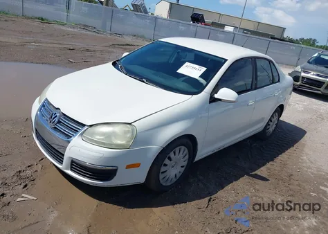 2008 Volkswagen Jetta S z USA, uszkodzony, nr VIN 3VWJM71K28M172957